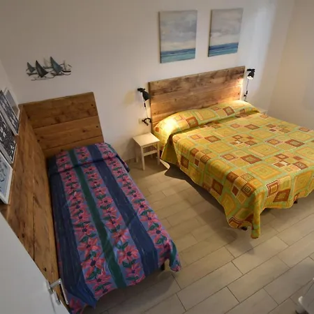 Il Delfino E Le Vele - Bilocali Con Aria Condizionata E Posto Auto * 坎普码港