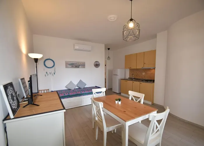 Bilocali Delfino - Spazi Esterni, Aria Condizionata E Posto Auto *