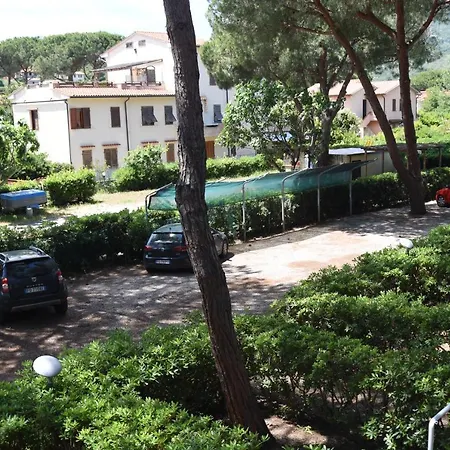 Il Delfino E Le Vele - Bilocali Con Aria Condizionata E Posto Auto *