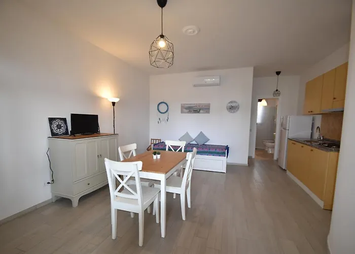 Appartement Bilocali Delfino - Spazi Esterni, Aria Condizionata E Posto Auto Marina di Campo